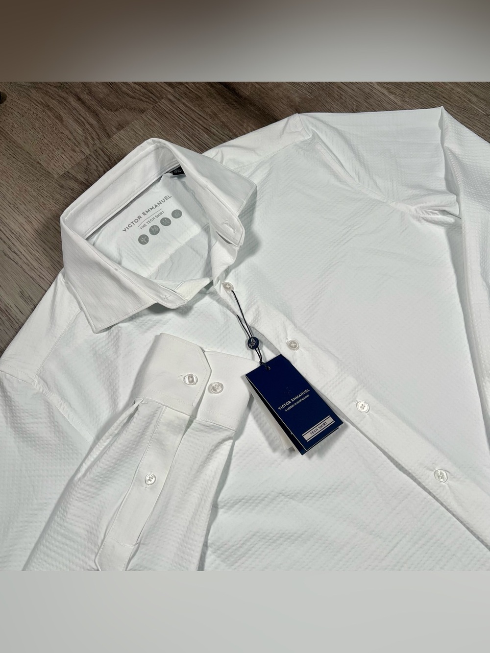 New Victor Emmanuel Men's Tech Shirt Long Sleeve Size Medium (15.5/33-34) White